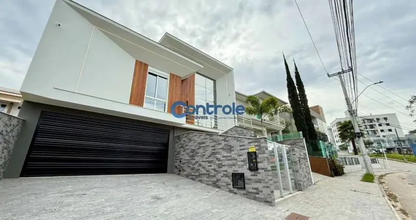 Casa com 3 quartos à venda na Avenida dos Lagos, 31, Pedra Branca, Palhoça