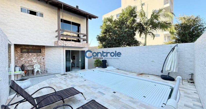 Casa com 3 quartos à venda na Rua Vergilino Domingos da Silva, 270, Serraria, São José