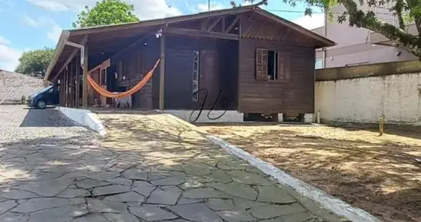 Casa com 4 quartos à venda no Centro, Viamão 
