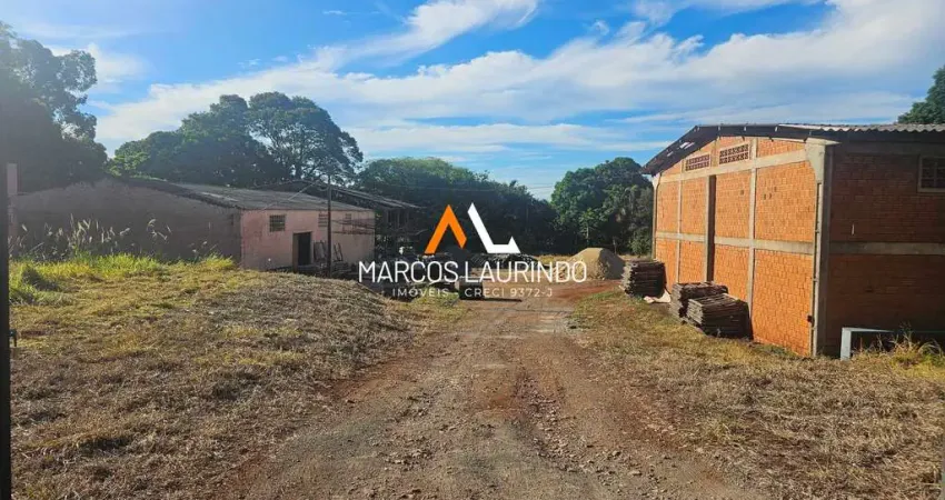 Casa comercial à venda no Cilo 3, Londrina 