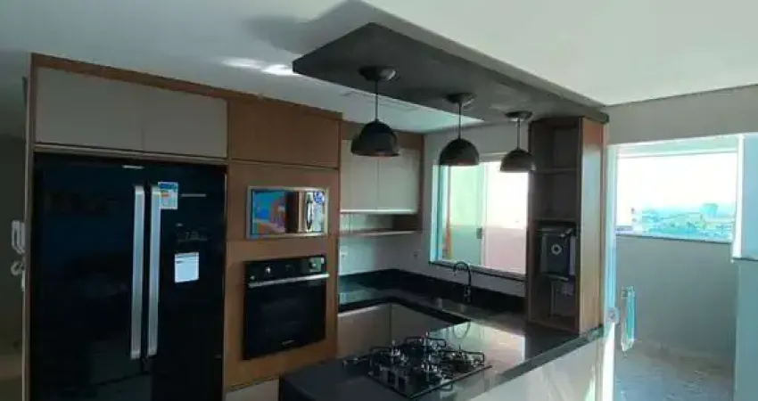 Lindo apto a venda próx ao metrô guilhermina entr r$85mil+prestações