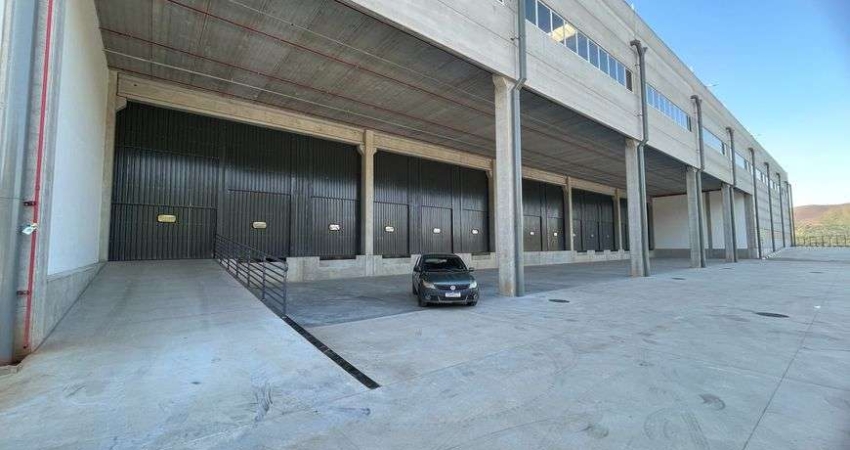 Galpão Logístico cross-docking 17.851m² 32 docas Rodovia Castelo Branco São Roque
