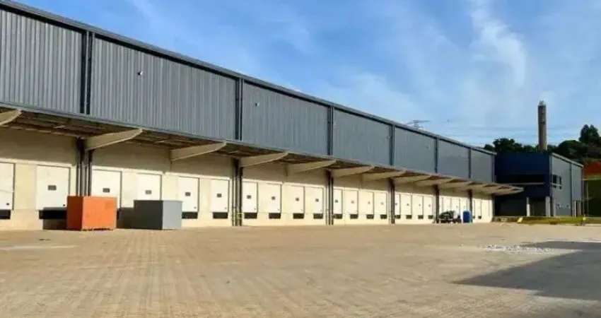 Galpão Logístico 13.372m² 14 docas Guarulhos Cumbica Rodovia Dutra Ayrton Senna