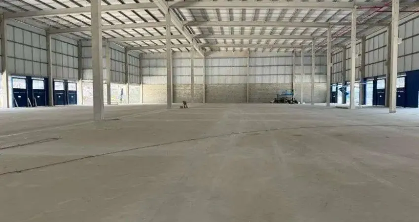Galpao/depósito/armazém cross docking com 12.000 metros e 120 docas em Guarulhos Dutra