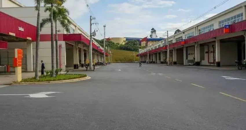 Galpão Logistico 1829m² 02 docas na Rodovia Dutra Guarulhos