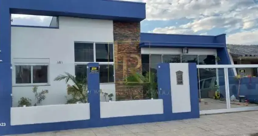 Casa a poucos metros do mar!