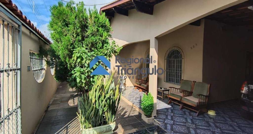 Casa à venda, 4 quartos, 2 suítes, 2 vagas, Grande Horizonte - Uberaba/MG