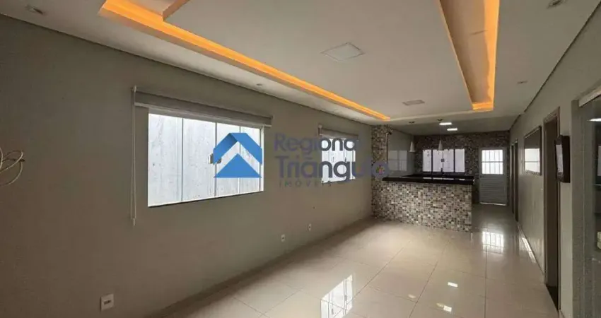 Casa com 3 quartos à venda no Jardim Copacabana, Uberaba