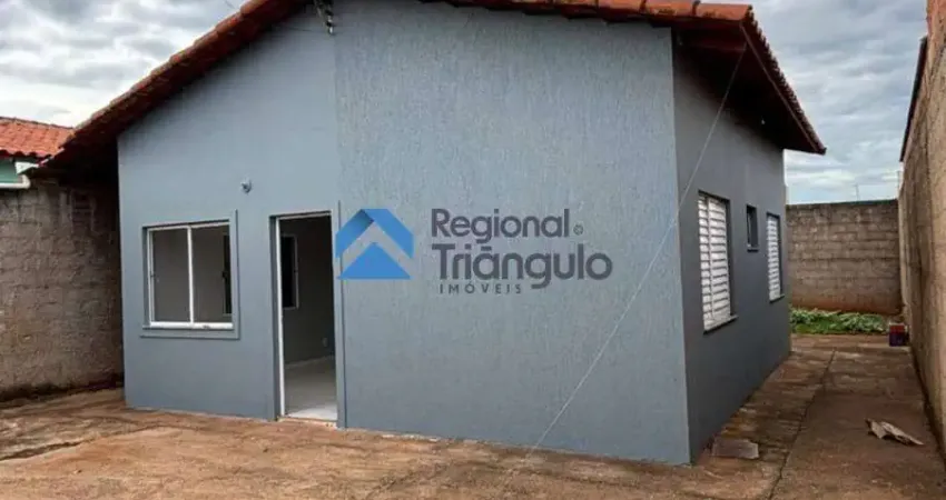 Casa com 2 quartos à venda no Parque Colibri, Uberaba