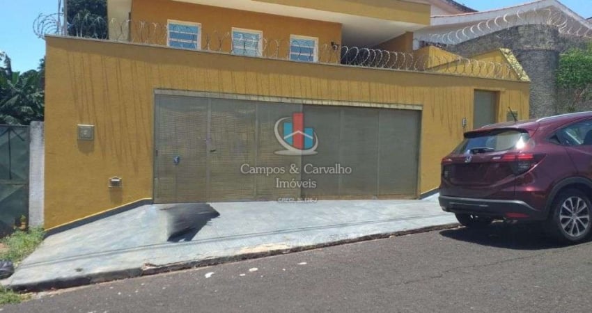 Casa no Alto da Boa Vista com 3 quartos com armarios embutidos, sendo 1 suite