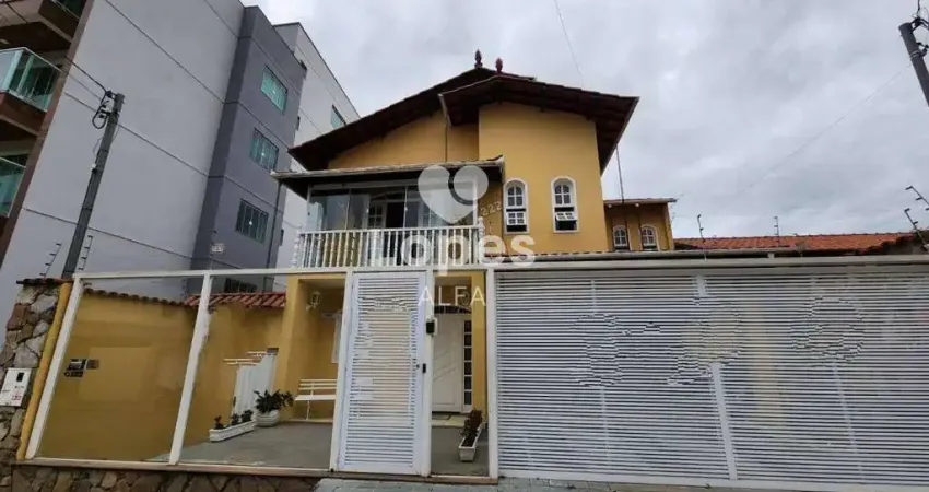 BELA CASA A VENDA NO SANTA CECÍLIA COM AREA DE LAZER E CHURRASQUEIRA