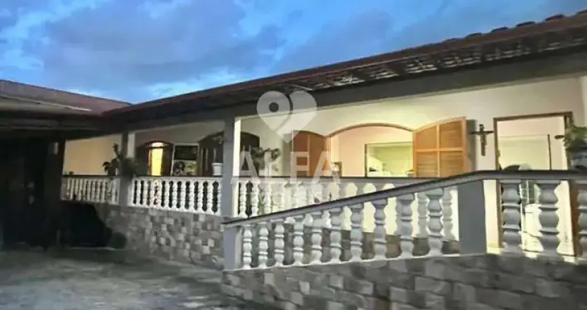 Ótima oportunidade: casa espaçosa com 4 quartos no bairro nova suíça