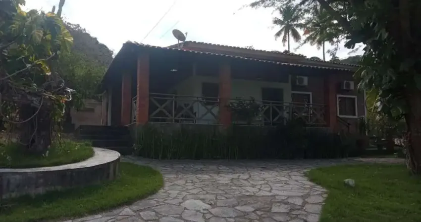 Sítio para Venda em Pombos, Pombos, 3 dormitórios, 1 suíte, 2 banheiros, 16 vagas