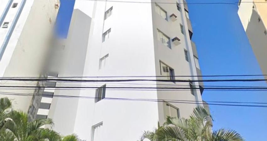 Apartamento R$390.000  venda Costa Azul vista para o mar, andar alto