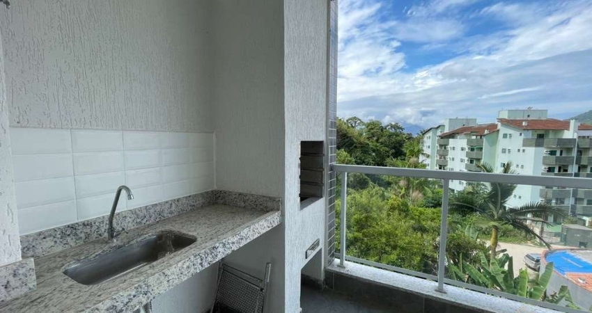 EXELENTE APARTAMENTO COM 02 DORMITÓRIOS NA PRAIA GRANDE