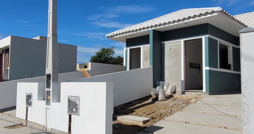 Casa Geminada Res Malibu 2 dorm Lot Lisboa III