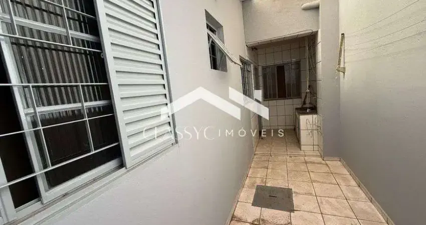 Casa com 3 quartos para alugar na Nossa Senhora Aparecida, Uberlândia 