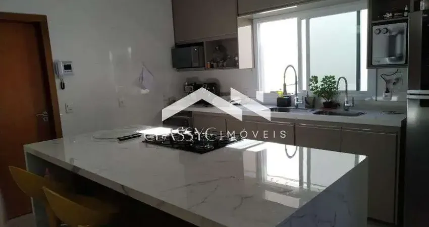 Casa com 3 quartos para alugar no Jardim Inconfidência, Uberlândia