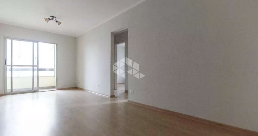 Apartamento em Santana com 3 dormitórios e 1 vaga de garagem.
