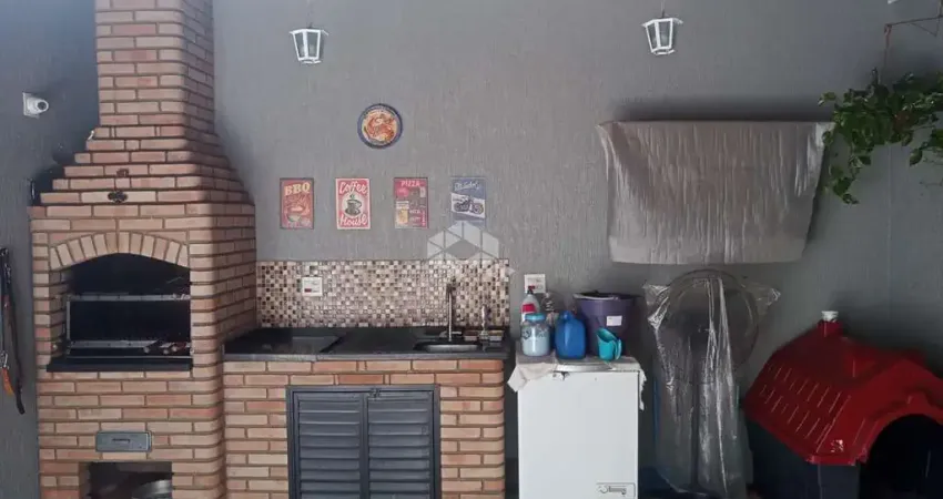 Sobrado pronto com 3 dormitórios à venda, 156 metros e 4 vagas - Santa Terezinha, São Paulo/SP