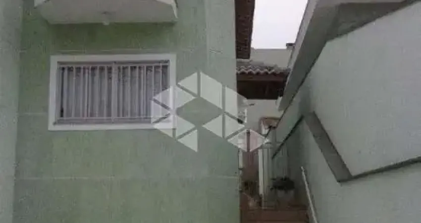 Sobrado à venda no Imirim com 3 suítes, quintal com churrasqueira e 4 vagas - Conforto e localização estratégica