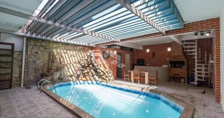 Casa com 4 quartos à venda na Rua Camatei, 363, Vila Nivi, São Paulo