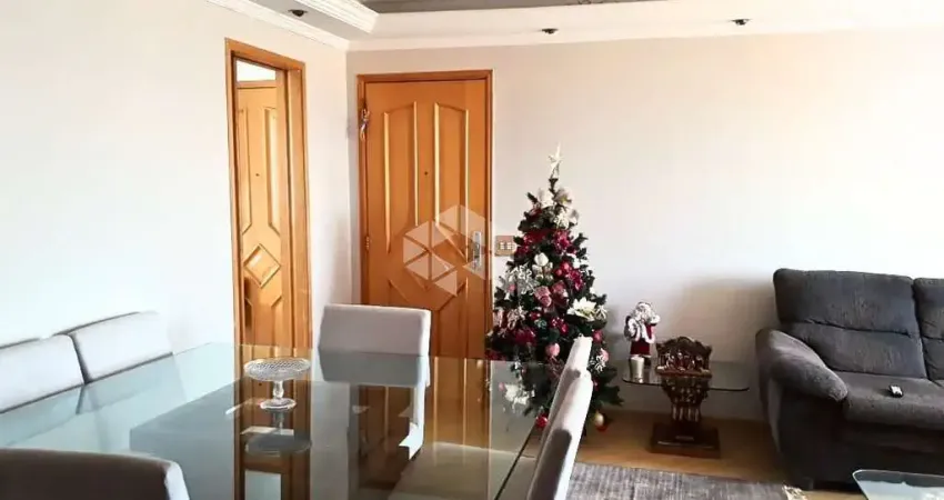 Apartamento á venda, com  3 quartos e 1 vaga no bairro do cambuci