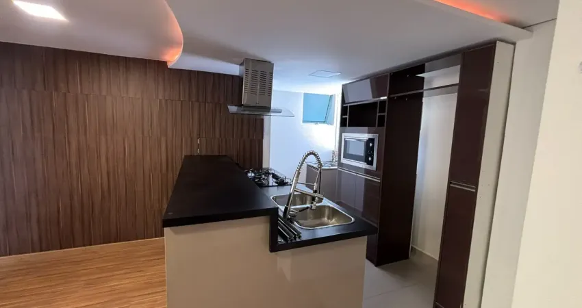 Agua verde apartamento 2 quartos 1 suite desocupado fundos terreo