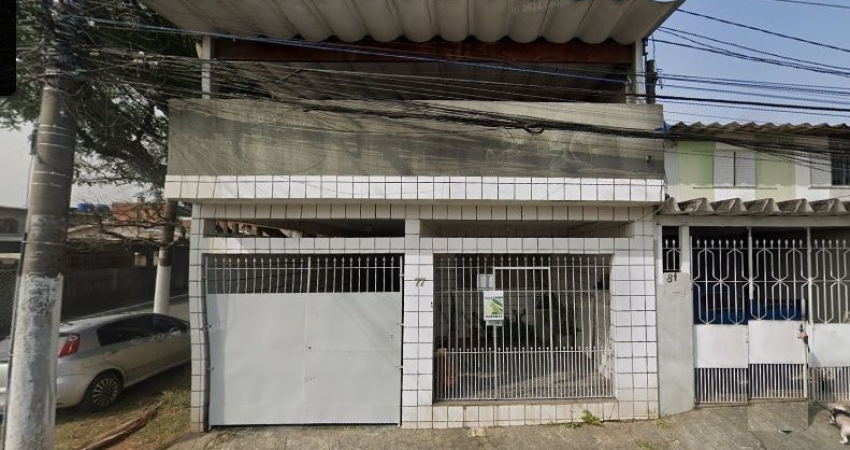 Casa com 03 Dormitórios 01 Suíte e 04 Vagas de Garagem