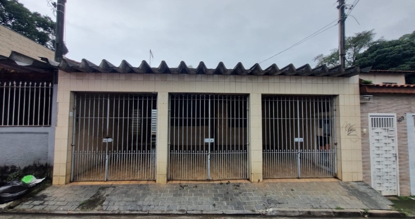 Casa Térrea 03 Quartos 02 vagas de garagem próximo ao Sesc interlagos