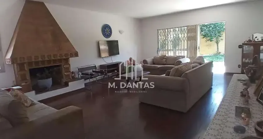 Casa com 3 quartos à venda na Trasybulo Pinheiro Albuquerque, 487, Jardim Santa Helena, São Paulo