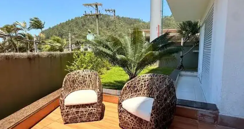 Lindo apartamento garden no saco da ribeira voga marine com 180 mt2