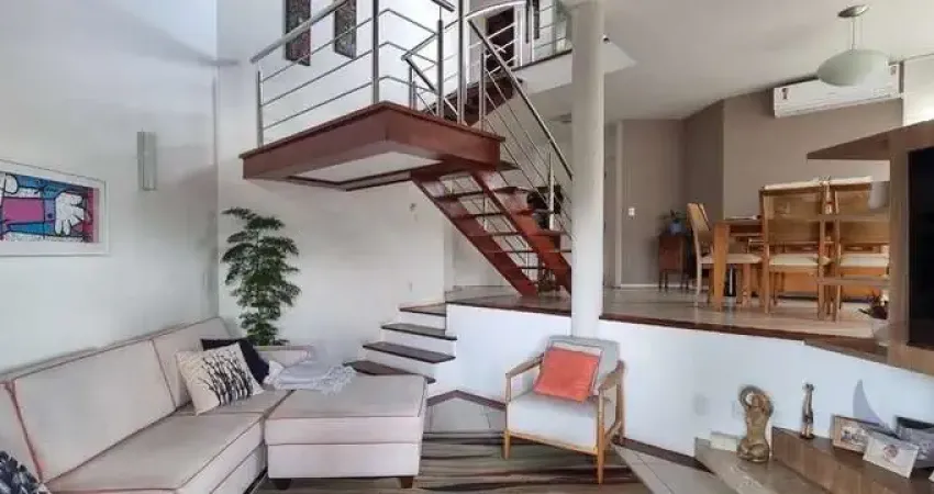 Casa em condomínio fechado com 3 quartos à venda na Rodovia Haroldo Soares Glavan, 3820, Cacupé, Florianópolis