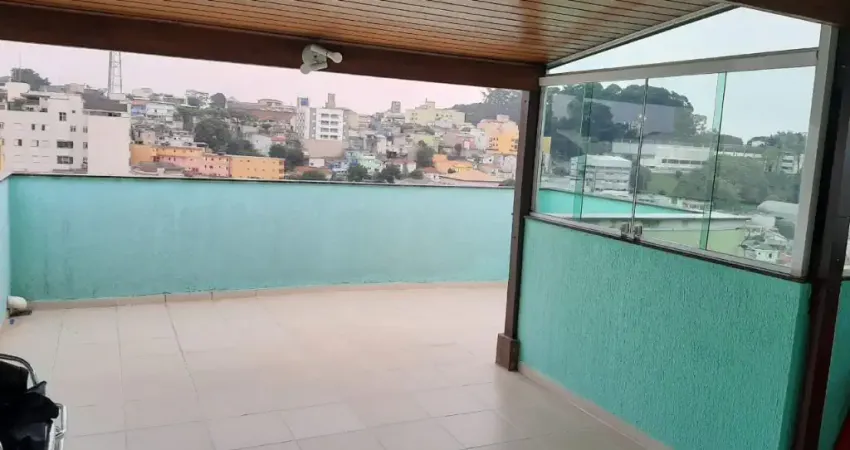 Lindo apartamento de cobertura no bairro Nova Gerti