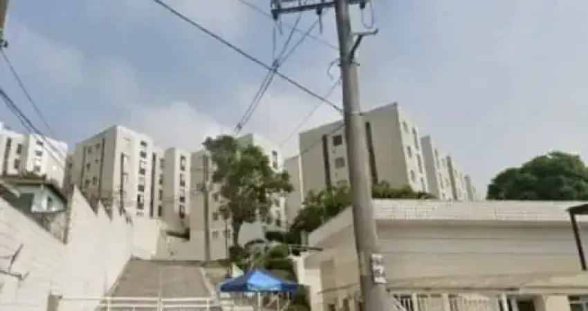 Apartamento com 2 quartos para alugar na Rua Carlos Marques Teixeira, 180, Vila Indiana, Taboão da Serra