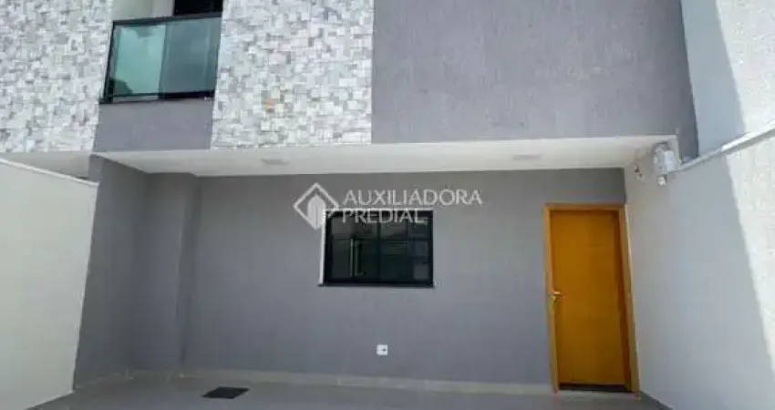 Casa com 2 quartos à venda na Rua Cajuru, 223, Vila Pires, Santo André