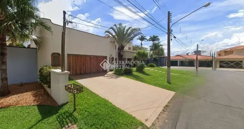 Casa com 3 quartos à venda na das Hortências, 4048, Cidade Jardim, Pirassununga