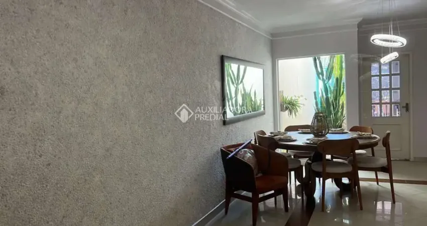 Casa com 2 quartos à venda na Rua Adelpho Piagentini, 508, Jardim Las Vegas, Santo André