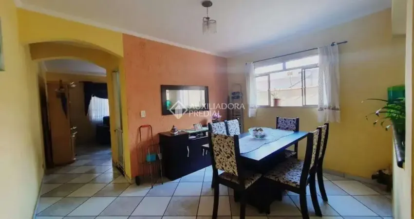 Casa com 3 quartos à venda na Rua Almada, 766, Jardim Santo Alberto, Santo André