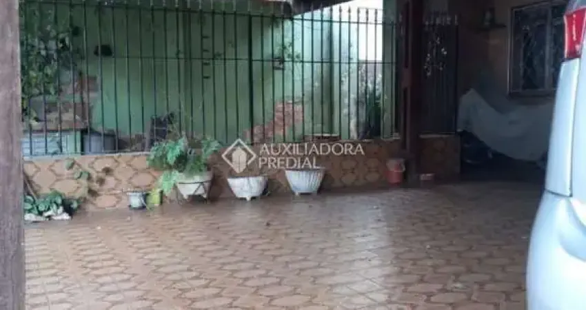 Casa com 3 quartos à venda na Rua Irmão Pio, 241, Jardim Maria Estela, São Paulo