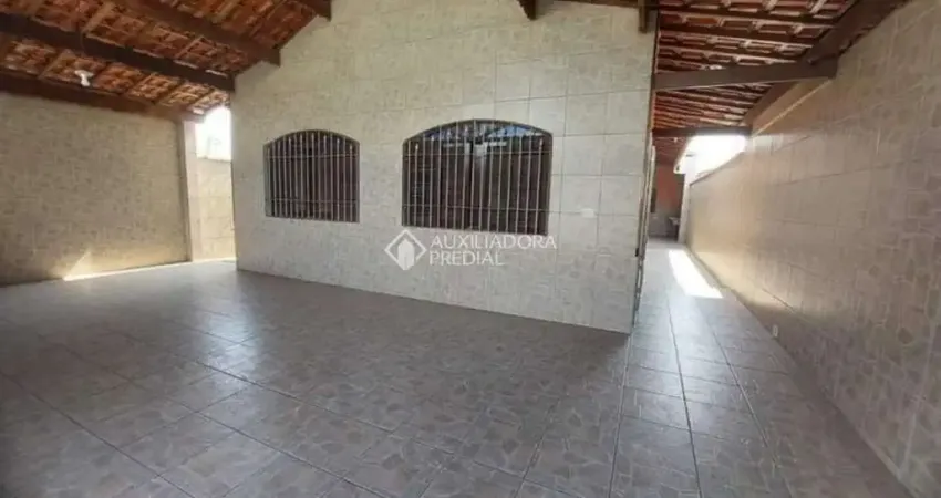 Casa com 2 quartos à venda na Rua Dorivaldo Francisco Loria, 272, Balneário Maracanã, Praia Grande