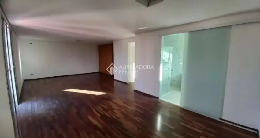 Casa com 5 quartos à venda na Igapó, 72, Santa Maria, Santo André