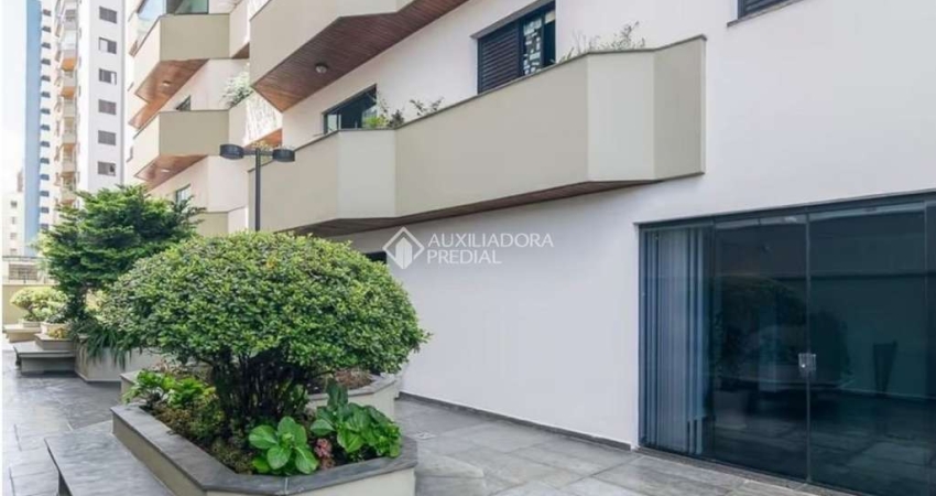 Apartamento com 4 quartos à venda na Rua Antônio Bastos, 755, Vila Bastos, Santo André