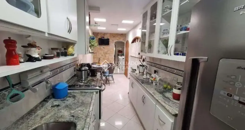 Casa com 3 quartos à venda na das Papoulas, 70, Parque Terra Nova, São Bernardo do Campo