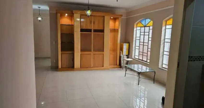 Casa com 5 quartos para alugar na Rua das Figueiras, 2554, Campestre, Santo André