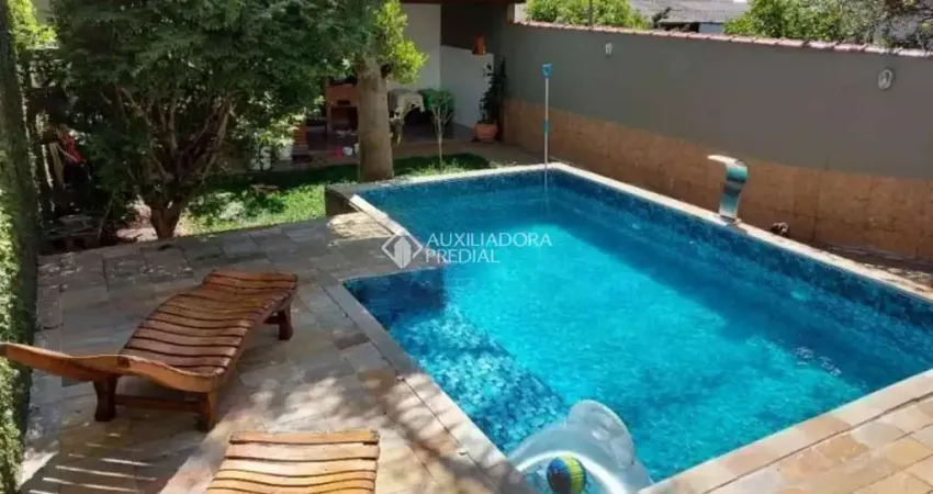 Casa com 3 quartos para alugar na Rua João Ribeiro, 694, Campestre, Santo André