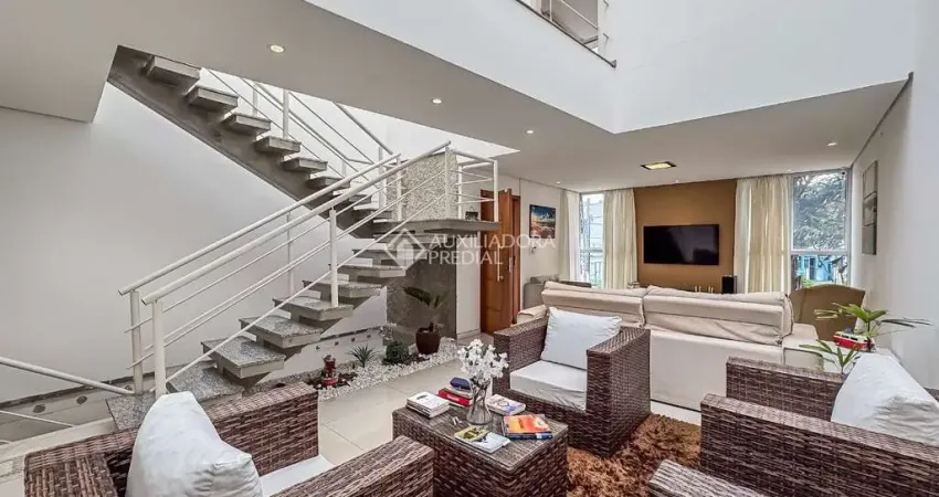 Casa com 3 quartos à venda na Rua Marisa Prado, 179, Nova Petrópolis, São Bernardo do Campo