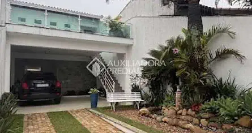 Casa com 3 quartos à venda na dos Cajueiros, 72, Parque Terra Nova, São Bernardo do Campo