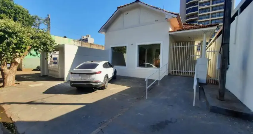 Ponto Comercial para Locação em Araçatuba, CENTRO, 4 banheiros, 5 vagas