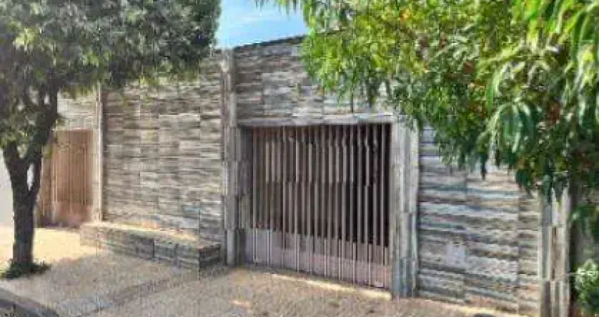 Casa para Venda em Araçatuba, ALVORADA, 4 dormitórios, 2 banheiros, 3 vagas